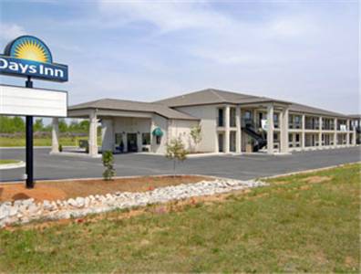 Days Inn Sandersville Esterno foto